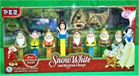 Snow White and The 7 Dwarfs PEZ Set