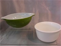 Vintage Pyrex Batter Bowl & Milk Glass Mixng Bowl