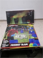 Frisbee Slam Game in Box & Sealed Containment
