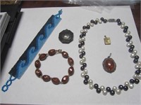 Jewelry Lot-Magnetic Clasp Beaded Necklace