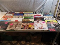 Lot 27 vinyles