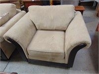 Room Store Confortable Microfiber Chair