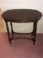 Oval Side Table - beautiful