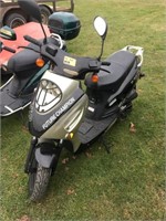 VIP 49cc Moped - Runs