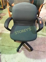 Steelcase Sensor task chair, gray fabric on black