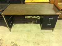 Coopers desk, 30" x 60" single pedestal drawer