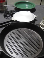 Frying Pan Lot: Cook tools Cast Iron 10” pan,