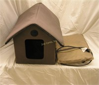 Small Pet House & Heated Pad Bed
