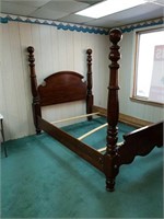 Beautiful 4 post bed Full or queen size bed post