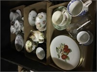 tea cups/saucers/plates