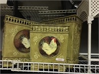 3 different sizes chicken containers