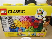 Lego Classic Large Creative Brick Box w/790 Pcs