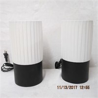 Pair of bed side lamps 10"H