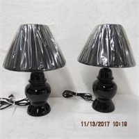 Pair of table lamps 16"H