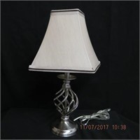 19" lamp