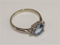 14K White Gold & Aquamarine Gemstone Ring