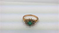 Emerald diamond ring 14kt 2.2 grams