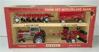 MF 2805 Farm Set with Deluxe Barn