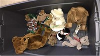 Tub of Boyds Bears including large ones and small