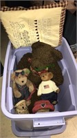 Boyds Bears including one large one, a sampler