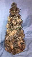 18 inch sparkly pinecone Christmas tree, (435)