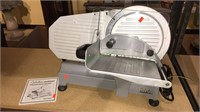 Cabelas chefs choice meat slicer with the