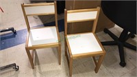 Pair of children’s chairs wood construction,