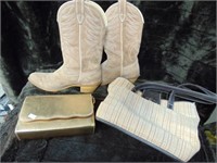 Ladies Cowboy Boots & Lots Of Purses & Hand Bags