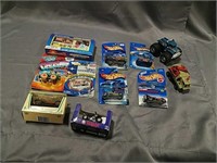 Large lot of miscellaneous Hot Wheels