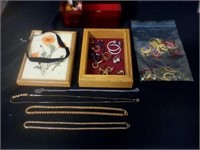 Jewelry box with necklaces, earrings, & key chains