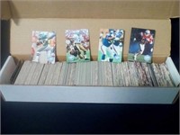 1 Box NFL Pro Set collector cards