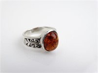 925 Sterling Silver & Amber Ring