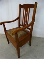 Antique Oak Adult Night Potty Chair