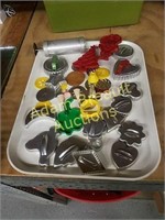 Assorted vintage cookie cutters