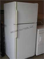 Maytag Dual Cool Refrigerator