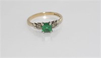 Vintage 9ct gold, emerald and white stone ring