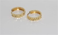 14ct yellow gold circular earrings