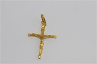 18ct yellow gold crucifix