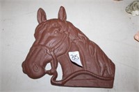 CAST IRON HORSE HEAD