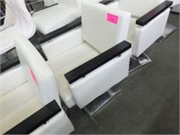 Salon Stylist Chair - adjustable hydraulic