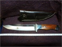 Columbia USA Model AO2 Fighting Knife w/ Sheath