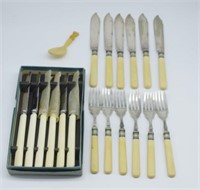 Cased George Wood & Sons knife set, an antique