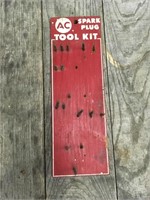 Wooden AC spark plug tool kit Display