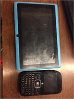 BLACKBERRY CELL PHONE AND CHROMO TABLET