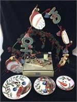 Christmas Decorations, Plates, Tic-Tac-Toe