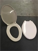 2 New Oblong toilet seats