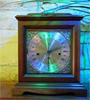 Vintage Howard Miller Mantel Clock