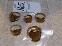 5 Gold rings.