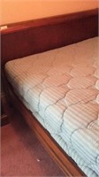 Queen Size Sleigh Bed By Lexington With Box