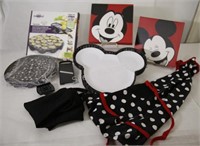 Disney Mickey Mouse Artwork, Apron, Dish & Chipper